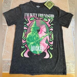 Wicked (Movie) Unlikely Friendship Black T-Shirt NWT Unisex Medium